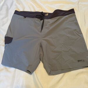 Deluth Trading Co Gray and Black Swim Shorts size 48